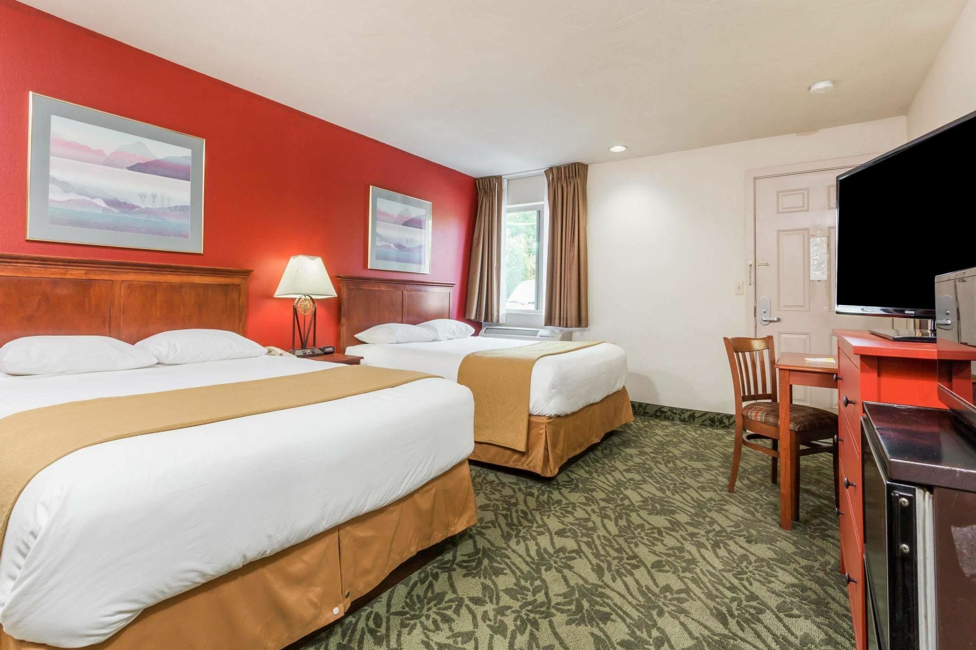 Days Inn By Wyndham Eugene Downtown/University 外观 照片